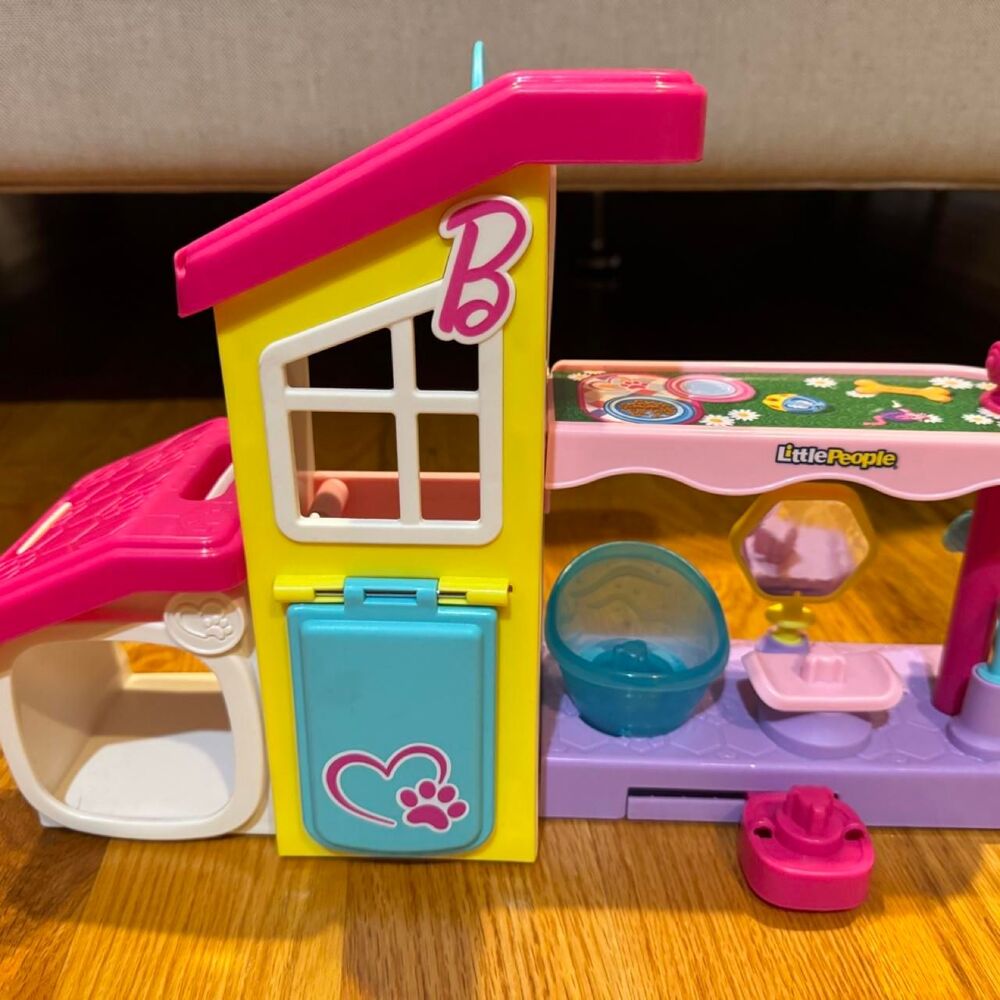 Fisher-Price Little People Barbie Play and Care Pet Spa